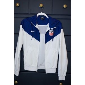 Nike USWNT 4-star Windrunner Full Zip Jacket